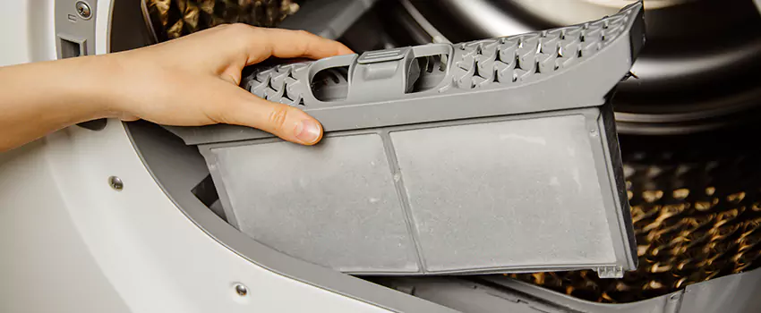 Signs Of A Clogged Dryer Lint Trap in Palm City, Florida